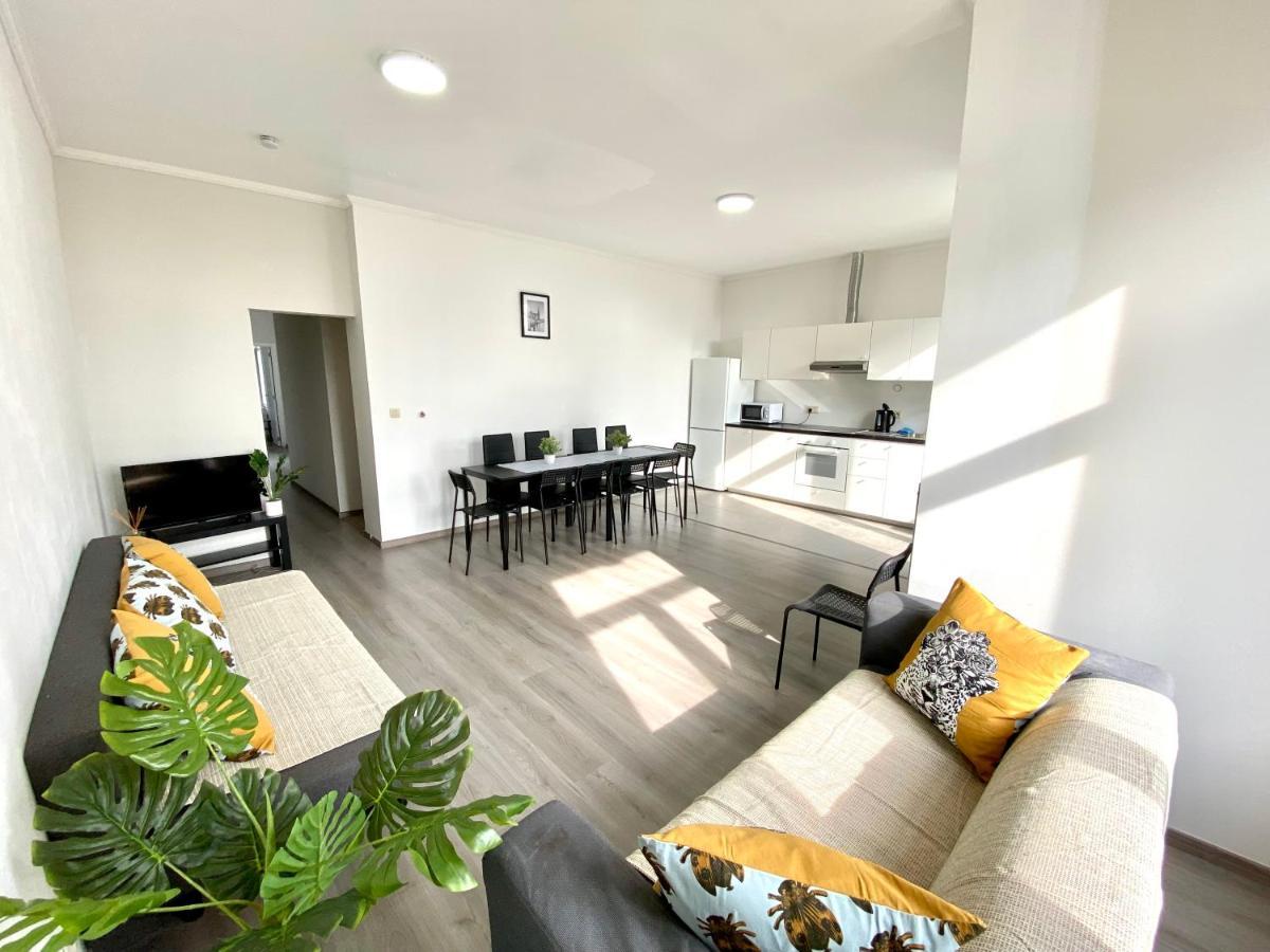 Plantin 3 Sleeping 2 Bathrooms. Appartement *