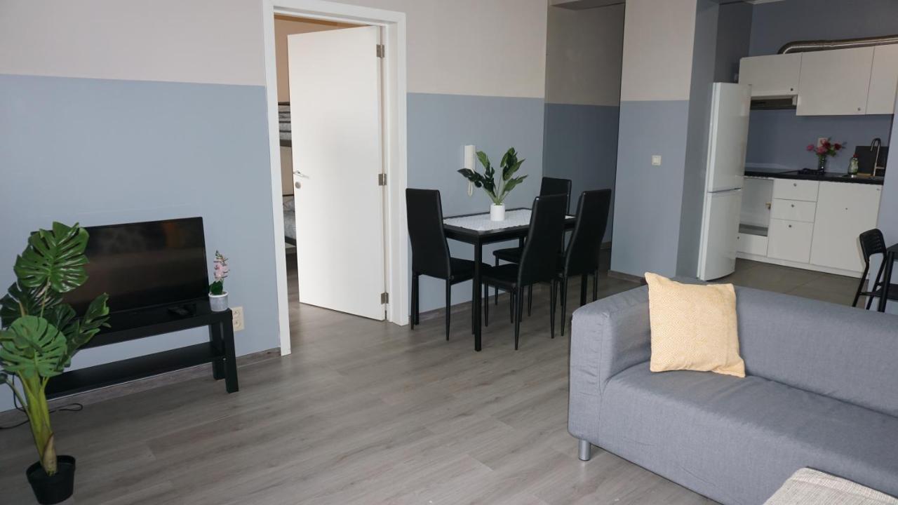 Plantin 3 Sleeping 2 Bathrooms. Appartement Anvers