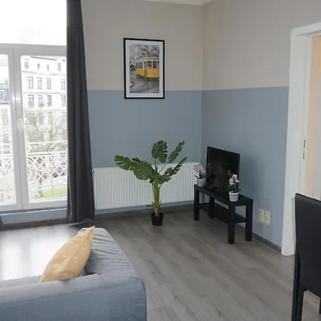 Apartments Plantin 3 Sleeping Rooms 2 Bathrooms. Antwerp Exterior photo