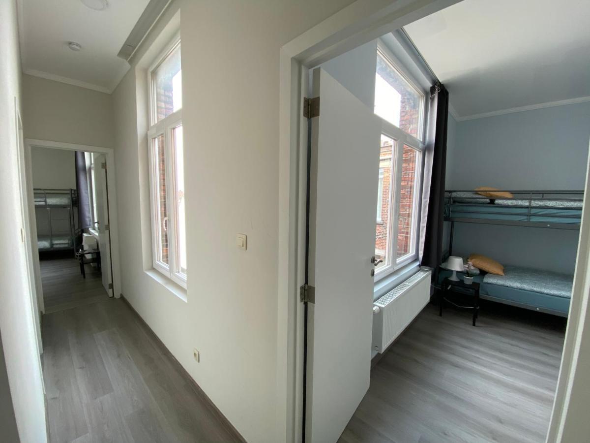 Apartment Plantin 3 Sleeping 2 Bathrooms. Antwerpen