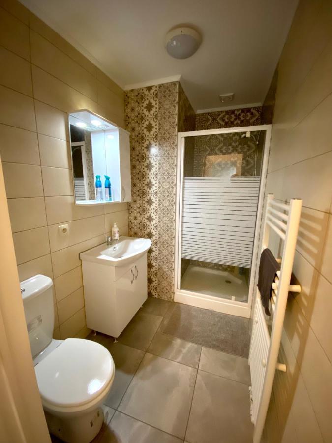 Plantin 3 Sleeping 2 Bathrooms. Apartment *